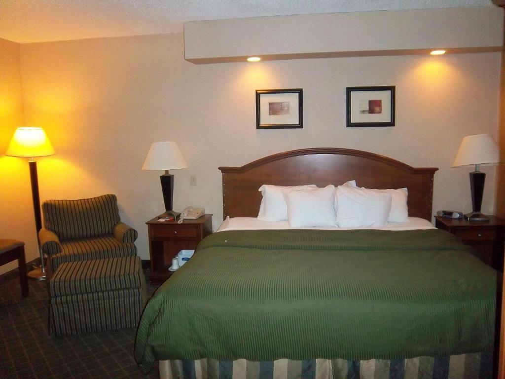 Howard Johnson Grand Forks Oda fotoğraf