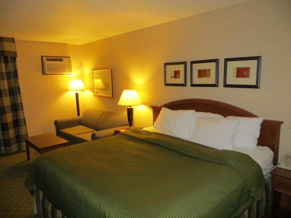 Howard Johnson Grand Forks Oda fotoğraf